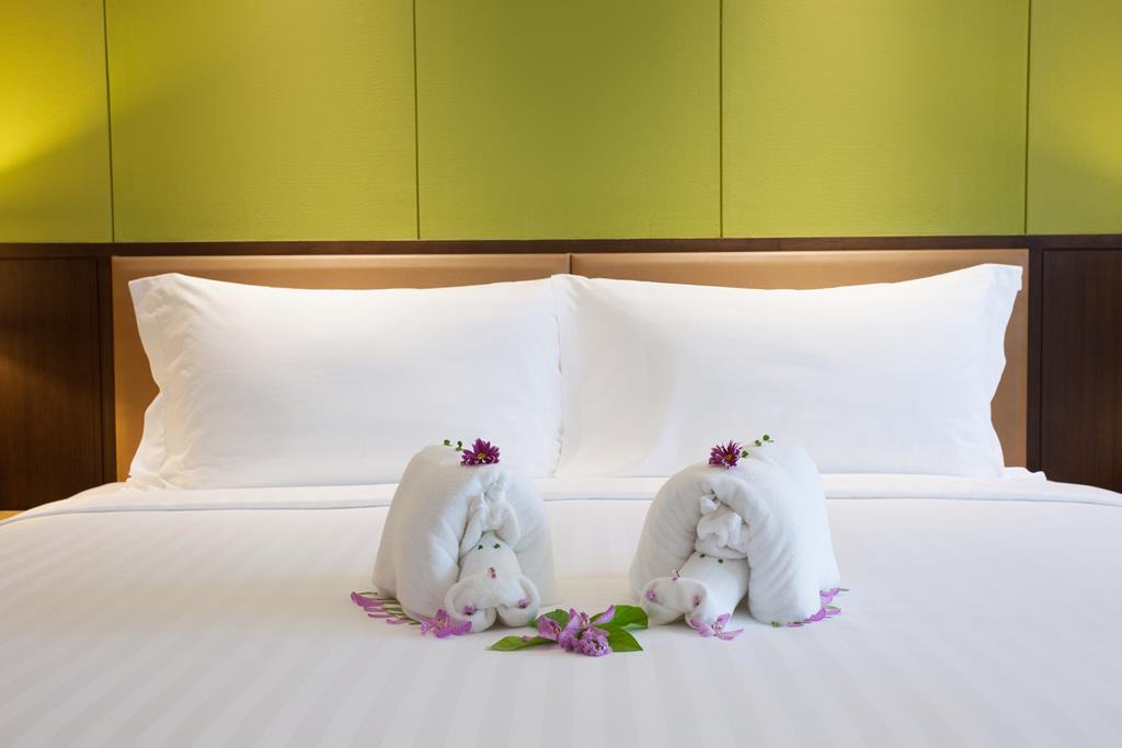 Graceland Khaolak Beachfront Resort Khao Lak Ngoại thất bức ảnh